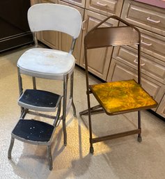 Lot 175 - Mid Century Chair Transforms Into A Step Stool - Groovy Folding Chair