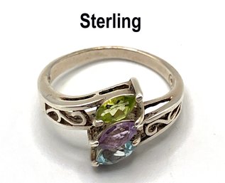 Lot 65 - Sterling Silver Ring With Aquamarine, Amethyst & Peridot Stones - Size 8