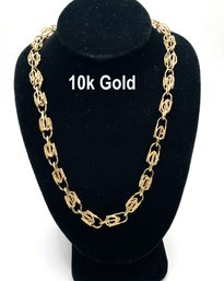 Lot 72 - 10K Gold Necklace