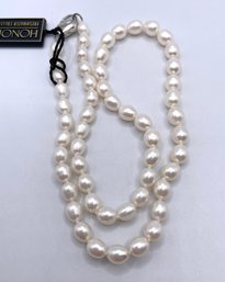 Lot 49: Honora White Fresh Water Pearls Sterling Clasp Necklace - Classic!
