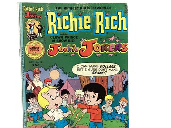 Lot 44RR- November 1975 Comic Book Number 12 Richie Rich Jackie Jokers- Vintage