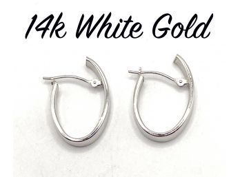 Lot 84- 14k White Gold 1 Inch Hoop Earrings - Stylish!