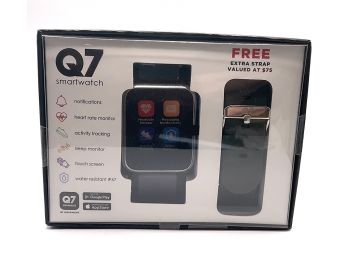 NEW In Box Q7 Smart Watch Compatible With IPhone And Samsung Galaxy