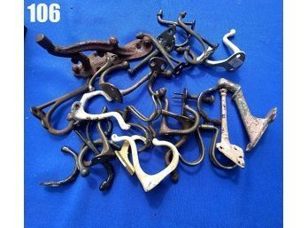 Lot 106 - Large Collection Of Vintage Wall Hooks