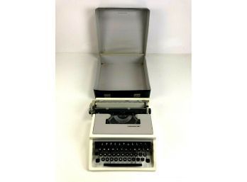 Underwood 310 Typewriter, WORKS - #S1-R2
