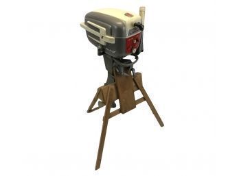 Sea King Outboard Motor With Owners Manual & Wood Stand, Model GG-8977B - #LR1
