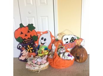 Halloween & Easter Decorations - PICKUP SATURDAY ONLY IN WURTSBORO, NY