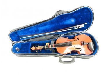 Cremona Violin With Case - #S10-2