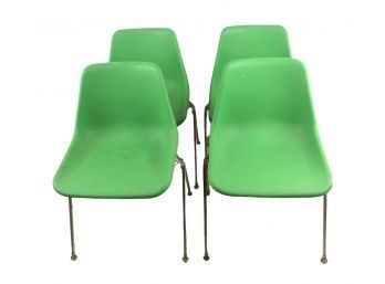 Mid-Century Modern Green Stackable Shell Chairs, Set Of 4 - #RR2