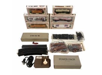 Vintage Bachman Electric Toy Train Set - #S10-3