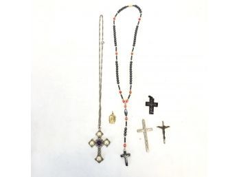 Crucifix Pendant & Necklace Lot