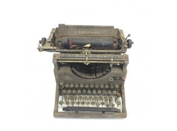 Vintage Underwood Typewriter - Parts Or Repair