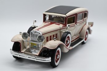 1931 Peerless 1:18 Scale Die-cast Model Car By Anson