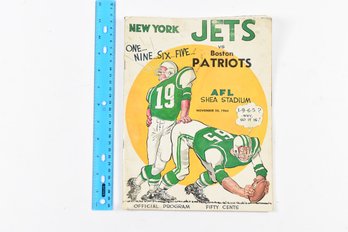NY JETS Official Game Day Program Book Nov. 28th 1965 New York JETS VS New Boston Patriots