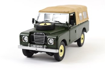 Land Rover Soft Top 1:18 Scale Die-cast Model Truck By Universal Hobbies