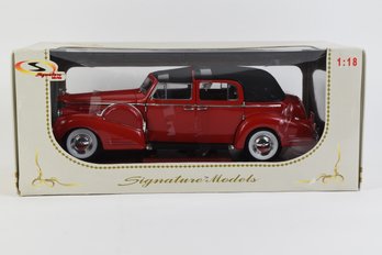 1936 Cadillac Fleetwood V16 1:18 Scale Die-cast Model Car By Signature Models