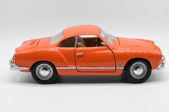 1966 Volswagon 1:18 Scale Die-cast Model Car By Road Legends