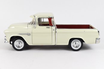 1955 Chevrolet Pick-up  1:18 Scale Die-cast Model Classic Truck By ERTL