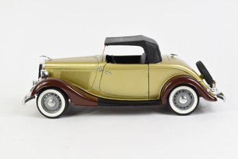 Ford V8 1:19 Scale Die-cast Model Truck By Solido