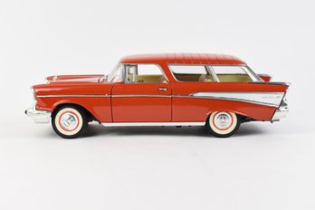 1957 Chevrolet Nomad 1:18 Scale Die-cast Model Chevy Car By Road Tough No. 92088