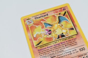 Holographic Charzard Pokemon Trading Card