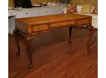 Fine Chippendale-Style Mahogany Tooled Leather Desk - Labeled Beacon Hill
