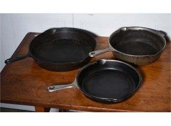 Wagner And Sidney Cast Iron Skillets