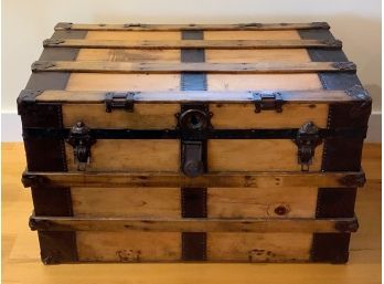 Victorian Trunk - Nicely Refurbished