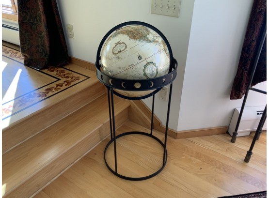 Floor Model Globe (CTF10)