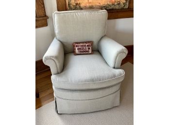 Upholstered Bedroom Chair And Ottoman (CTF10)