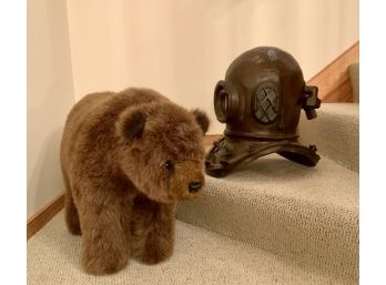 Bear Hassock And Fiberglass Divers Helmet (CTF10)