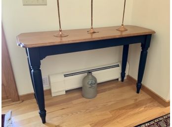 Nichols And Stone Country Hall Table (CTF10)