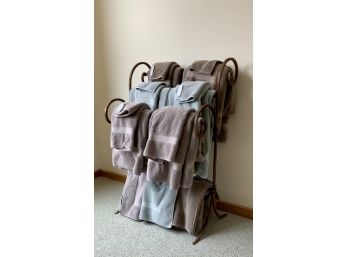 Restoration Hardware Towels & Iron Towel Rack (CTF10)