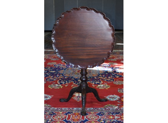Antique Chippendale Style Mahogany Pie Crust Tilt-top Table (CTF10)