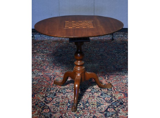Queen Anne Style Mahogany Tea Table With Inlaid Checkerboard Tilt Top (CTF10)