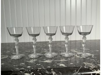 Five Wine Glasses With Figures (CTF10)