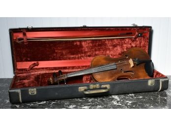 Antique Violin With Bow & Case (CTF10)