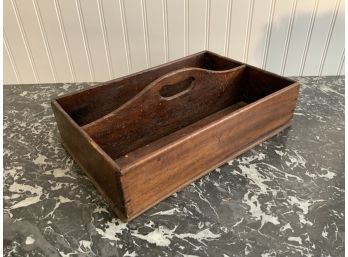 19th C. PA Dovetailed Walnut Cutlery Box With Carrying Handle (CTF10)