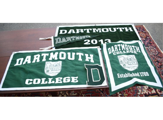 Dartmouth College Pennant And Banners  (CTF10)