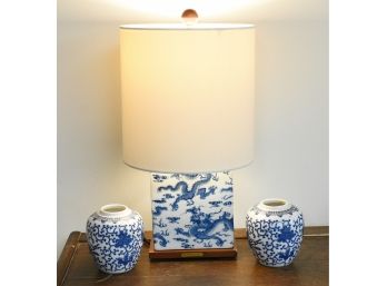 Ralph Lauren Blue And White Chinese Style Porcelain Lamp And Vases (CTF10)