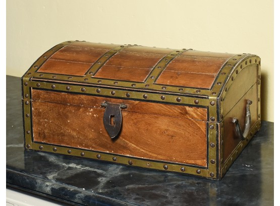 Domed Brass Studded Hinge Document Box (CTF10)