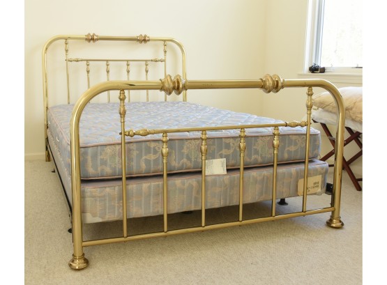 Queen Size Modern Brass Bed (CTF50)