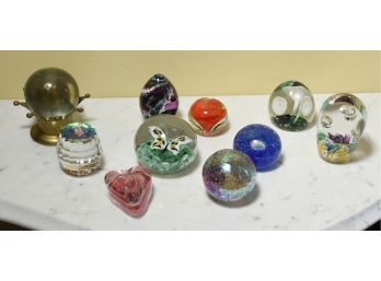 10 Glass Paperweights (CTF10)