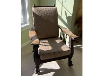 Vintage Oak Morris Chair (CTF10)