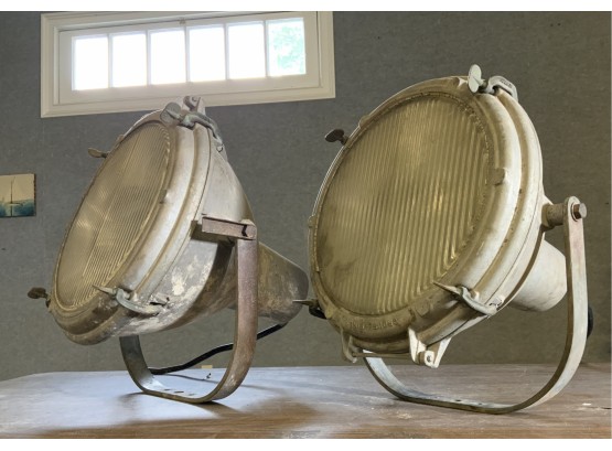 Pair Of Vintage Crouse-Hinds ADE 14  Nautical Lights (CTF20)