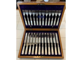 Antique Ryrie Bros. Fish Set With Mother Of Pearl Handles (CTF10)