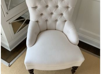 Tufted Boudoir Chair (CTF10)