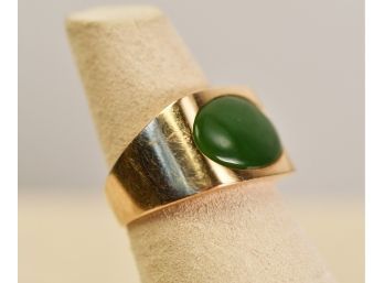 Vintage 14K And Green Jade Ring
