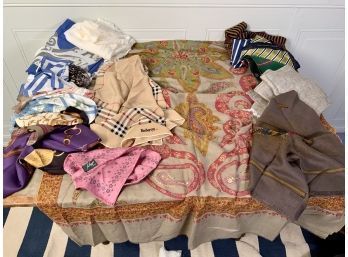 Scarves, Shawls And Pocket Squares (CTF10)