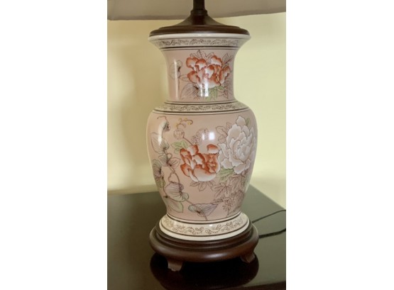 English Hand Painted Porcelain Vase Lamp (CTF10)